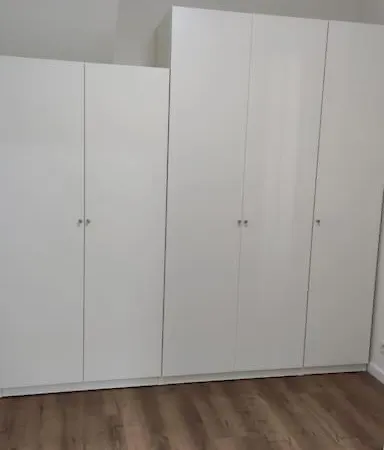 Neue 90 Qm 2-zimmerwohnung Naehe Koeln