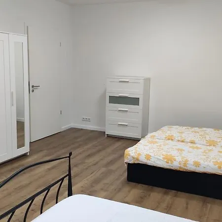 Neue 90 Qm 2-zimmerwohnung Naehe Koeln *