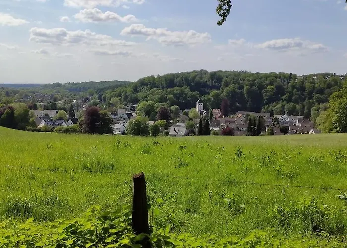 Neue 90 Qm 2-zimmerwohnung Naehe Koeln